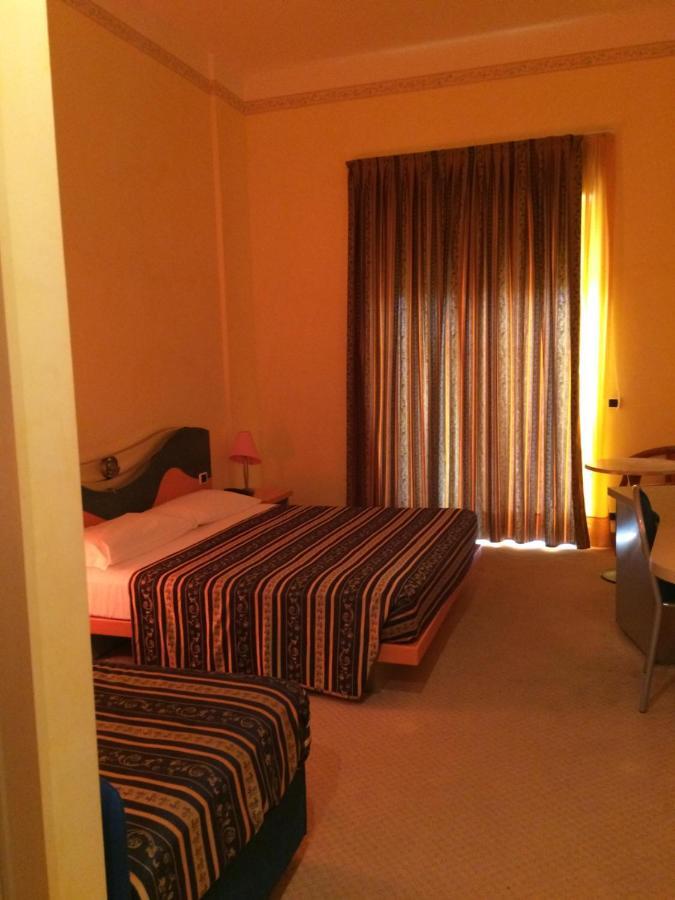 Hotel Del Sole Margherita di Savoia Kültér fotó