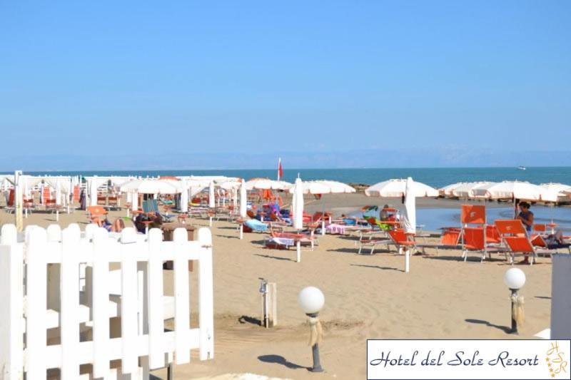 Hotel Del Sole Margherita di Savoia Kültér fotó