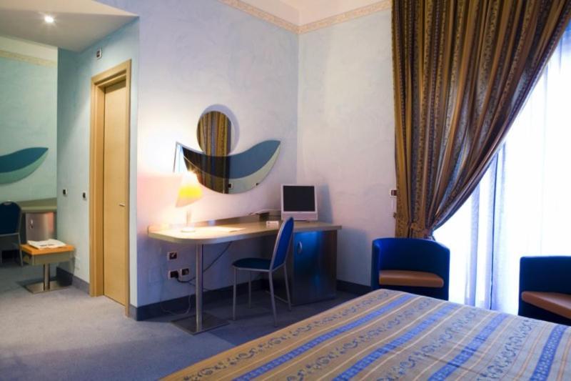 Hotel Del Sole Margherita Di Savoia Kültér fotó