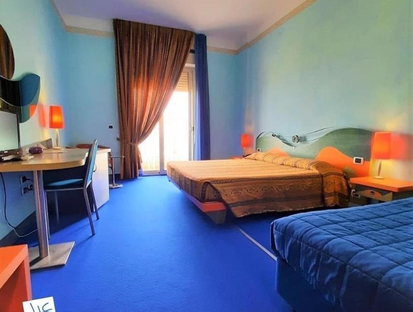 Hotel Del Sole Margherita di Savoia Kültér fotó